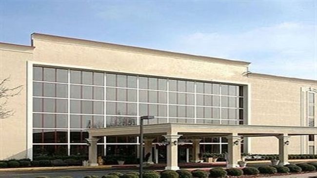 Plaza Hotel And Suites Pine Bluff Esterno foto